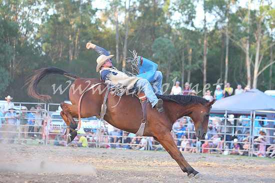 pictonrodeo2013two_0064