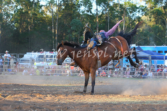pictonrodeo2013two_0137