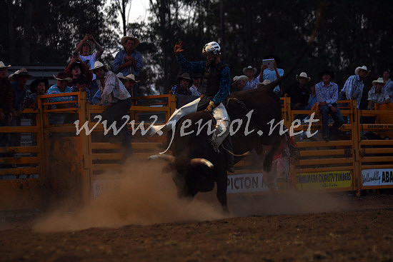 pictonrodeo2013two_0418