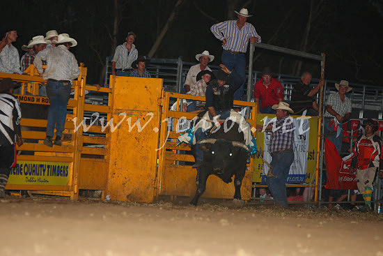 pictonrodeo2013two_0429
