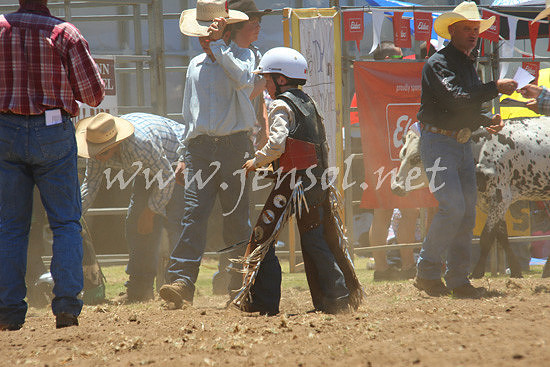 pictonrodeo2013one_0572