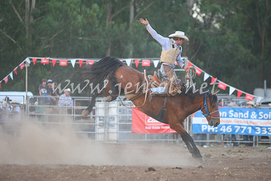 pictonrodeo2013two_0265