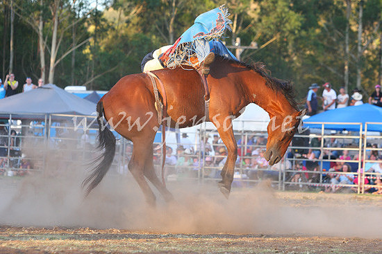 pictonrodeo2013two_0081