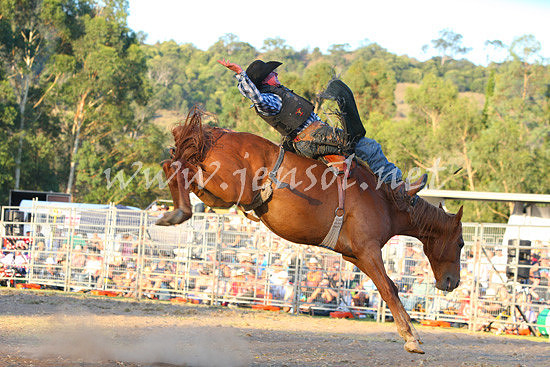 pictonrodeo2013two_0107