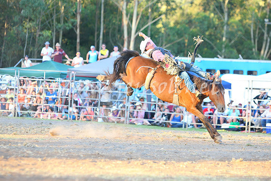 pictonrodeo2013two_0125
