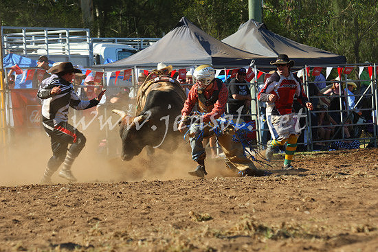 pictonrodeo2013one_0762