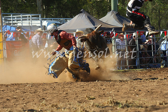 pictonrodeo2013one_0766