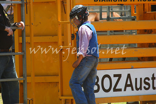 pictonrodeo2013one_0560