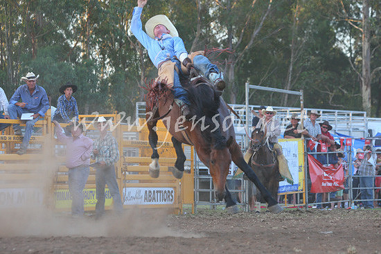 pictonrodeo2013two_0196
