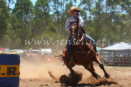 pictonrodeo2013one_0331