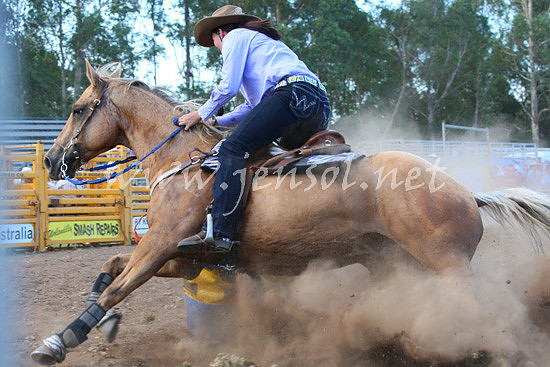 pictonrodeo2013one_1011