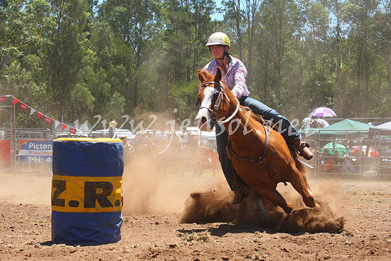 pictonrodeo2013one_0180