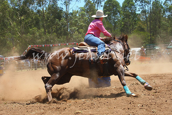 pictonrodeo2013one_0238