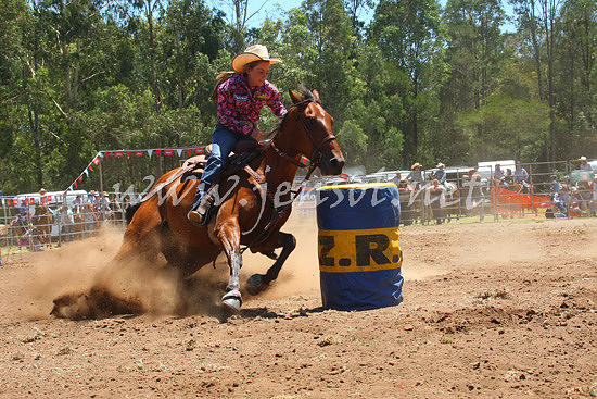 pictonrodeo2013one_0102