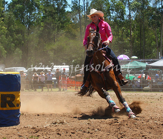 pictonrodeo2013one_0196_edited-1