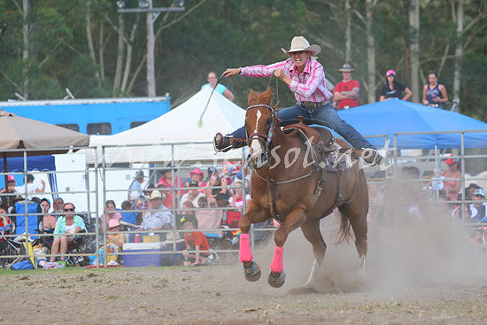 pictonrodeo2013one_0983