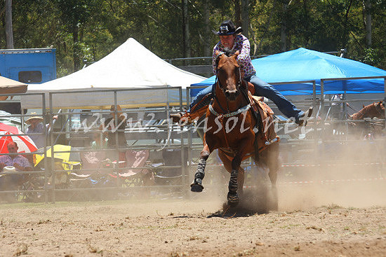 pictonrodeo2013one_0204