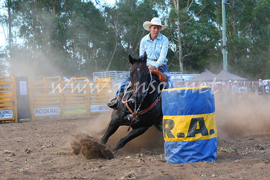 pictonrodeo2013one_1018