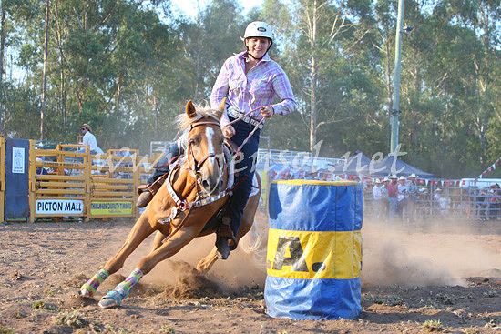 pictonrodeo2013one_1119