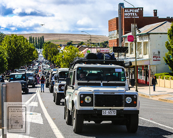75thAnniversaryLandRover_0548