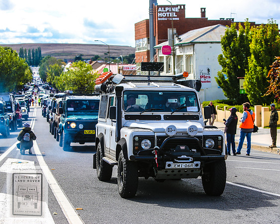 75thAnniversaryLandRover_0509